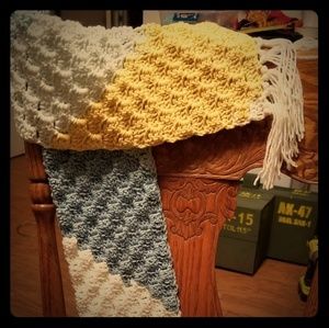 Crochet scarf